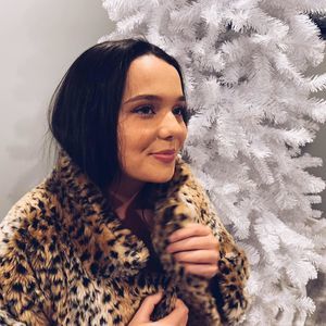 Meet your Posher, Jenna